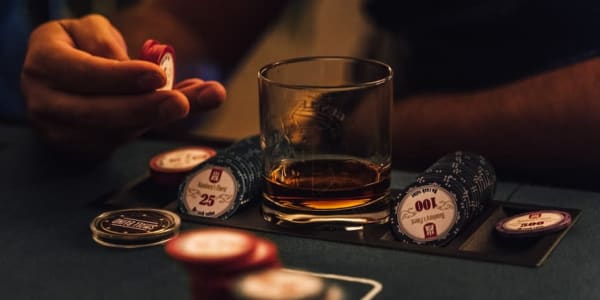 Här är tre skillnader mellan Blackjack och pokerspelare